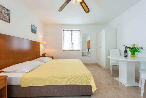 Apartments Matu?ko