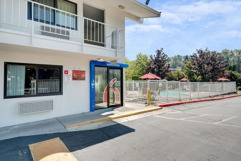 Motel 6 Bellingham
