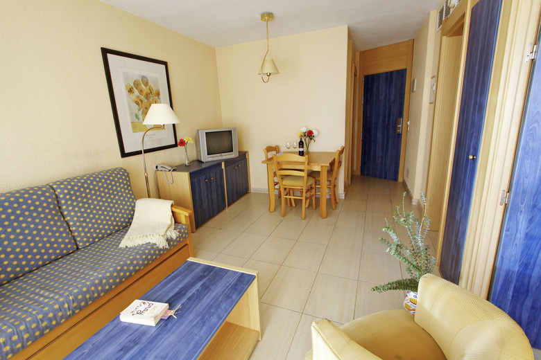 Vistasol Apartments