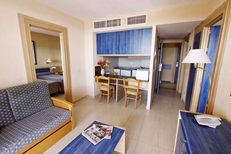 Vistasol Apartments