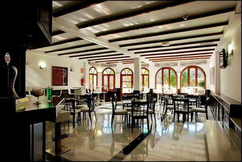 Pueblo Acantilado Suites