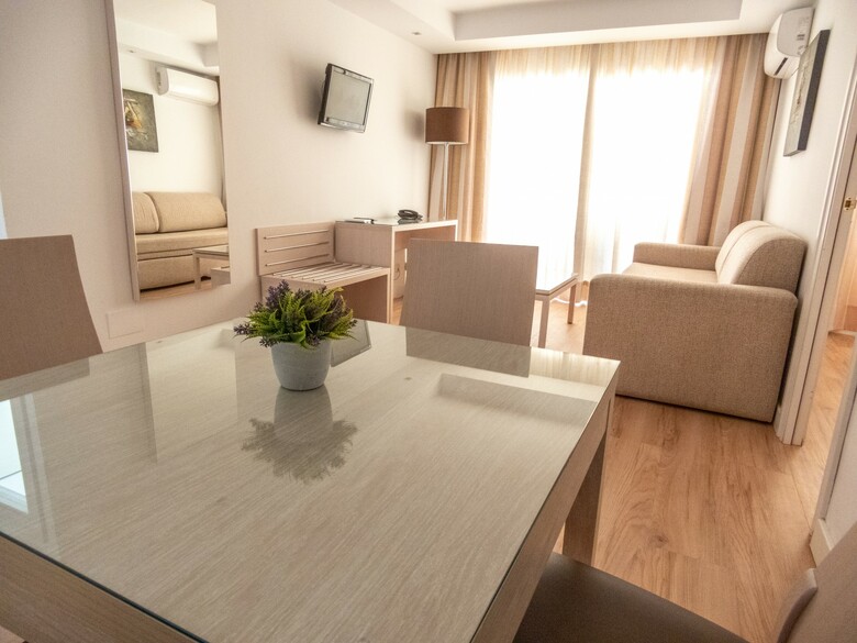 Apartamentos Puerto Azul
