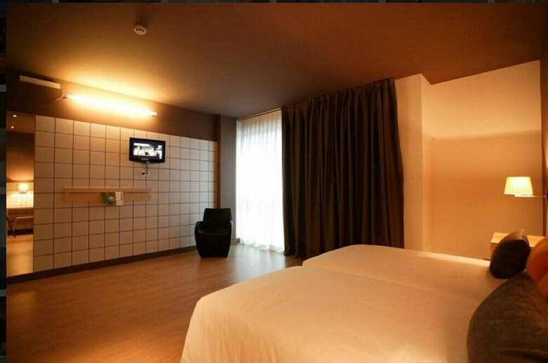 Ele Hotelandgo Arasur