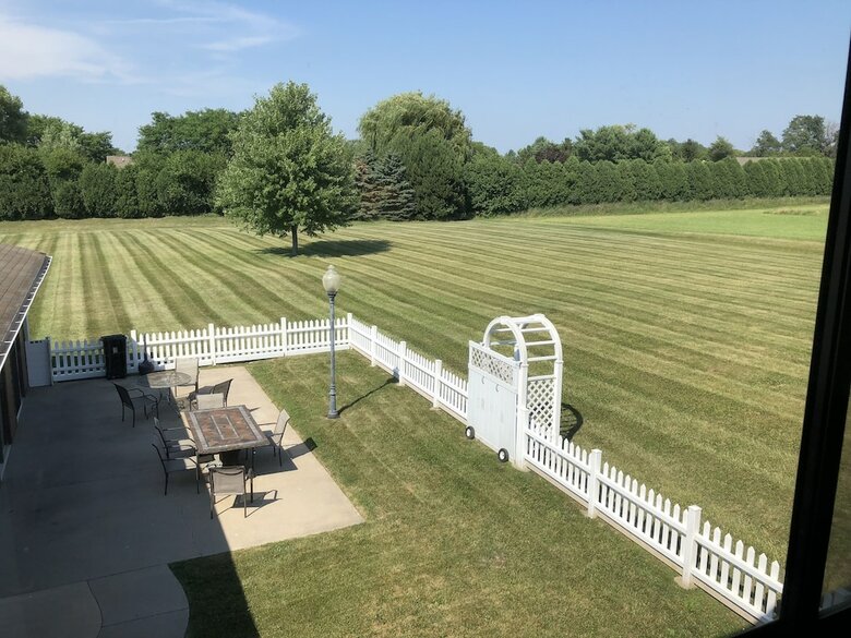 Hotel Sky Lodge Inn & Suites - Delavan