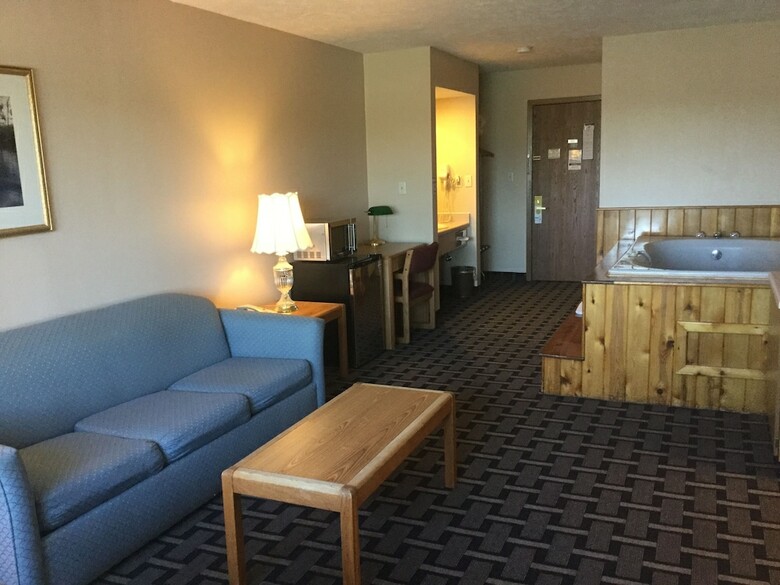 Hotel Sky Lodge Inn & Suites - Delavan