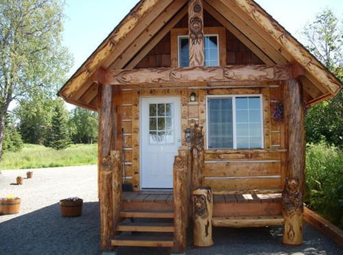 Cabins On The Bluff