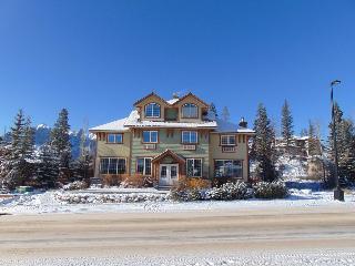 Posada Creekside Country Inn