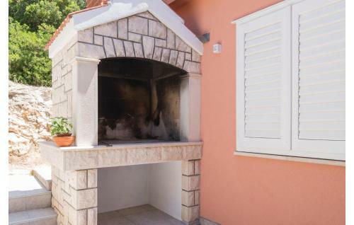 Holiday Home Sokolic Bb Cr