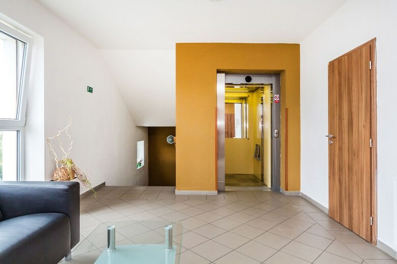 Nad Kr�lovnou Hotel & Restaurant