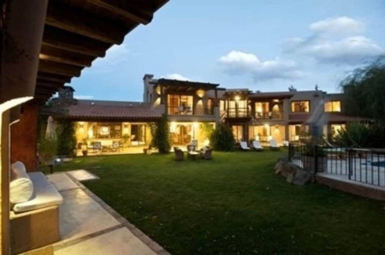 Hotel Lares De Chacras