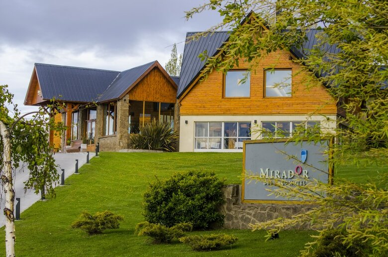 Mirador Del Lago Hotel