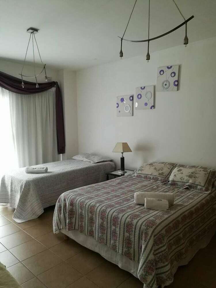 Hotel Departamentos Comodoro 1