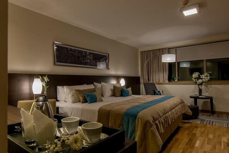 Hotel Caseros 248