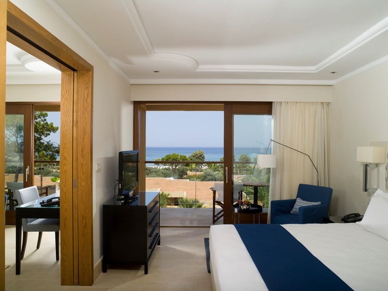 Hotel Kernos Beach