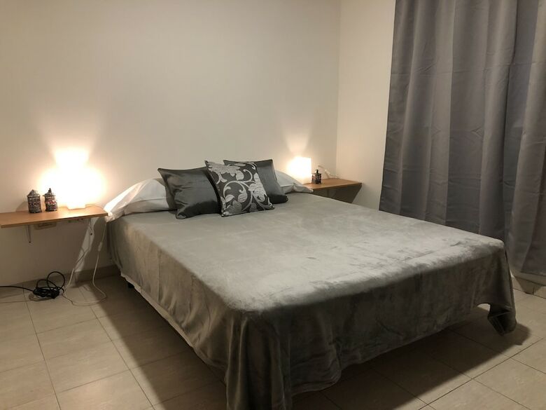 Hotel Warm Comfortable House Great Location