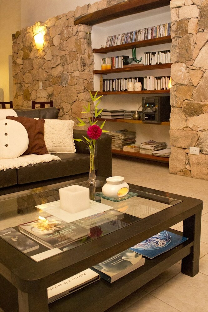 Hotel Las Dalias
