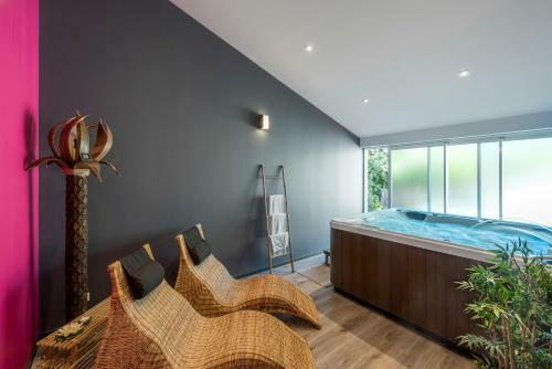 Hotel Le Clos Des Bruy�res