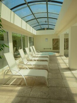 Hotel Howard Johnson Inn Villa General Belgrano