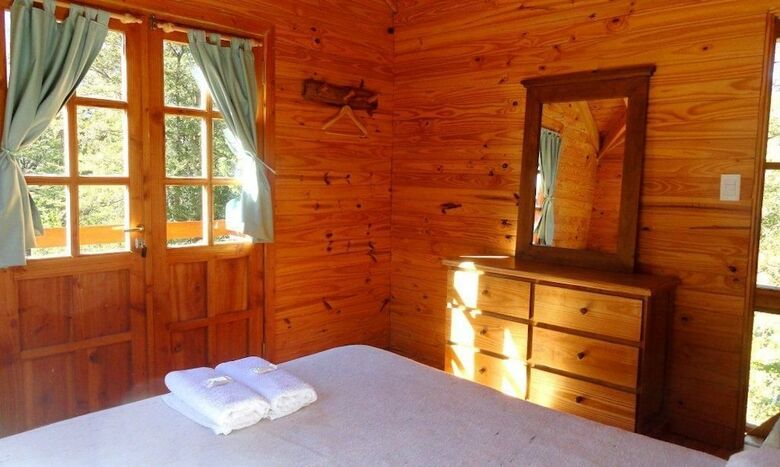 Hotel Cabanas El Refugio De Puelo