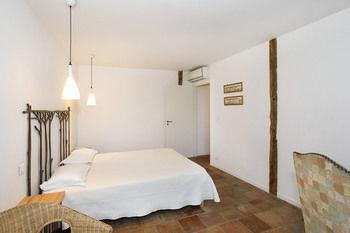 Hotel H�tel Restaurant Du Midi