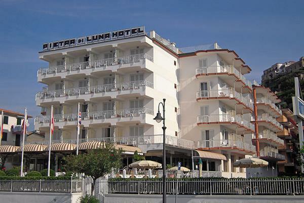 Hotel Pietra Di Luna
