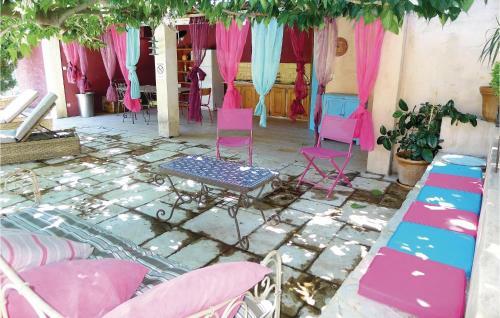 Holiday Home Eyguieres Ab-1024