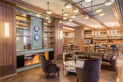 Canfranc Estaci�n, A Royal Hideaway Hotel