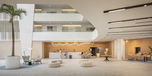 Aminess Khalani Beach Hotel