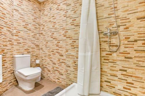Hostal Laramond Barcelona Rooms