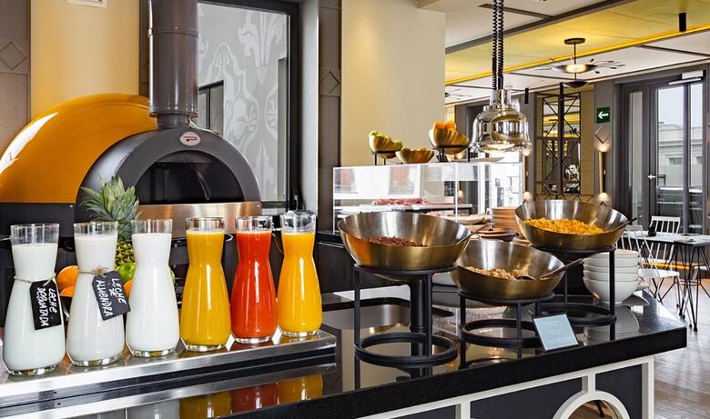 Hotel Pestana Cr7 Gran V�a Madrid