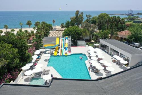 Hotel Seaphoria Beach Resort
