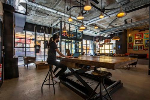 Albergue The Central House Madrid Lavapi�s
