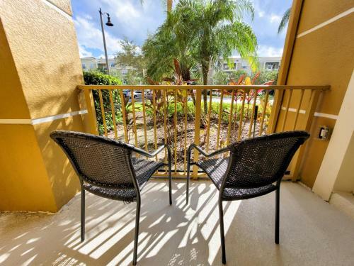 3br 2bath Condo Balcony 5min Conv Center 1388ft