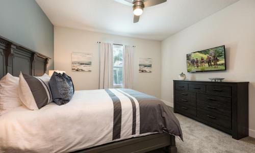 Breathtaking 8 Bdrm Home With Superhero Themed Bedroom At Encore