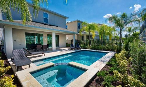 Homey 5 Bdrm Villa With Private Pool At Encore