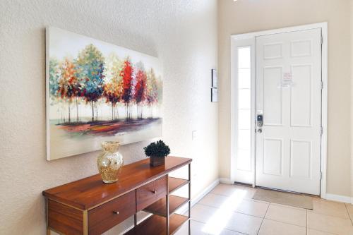 Bright 5br Villa Private Pool Spa 2 Miles To Disney