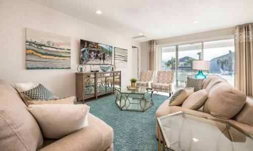 Spacious 8 Bdrm Home With South Facing Pool In Encore