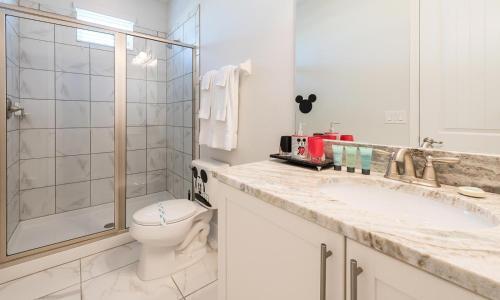 Spacious 8 Bdrm Retreat With Pool And Spa In Encore