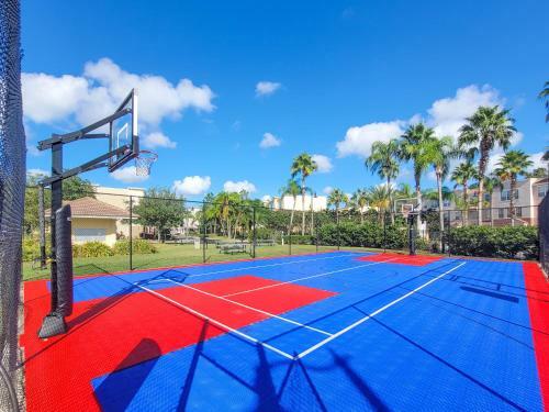 Cozy Townhome 5min To Conv Center 3br 4bath