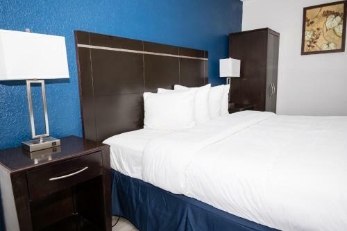 Hotel Baymont By Wyndham Altamonte Springs