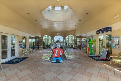 3 Bedrooms - 3 Bathrooms - Windsor Hills 7662 Sr