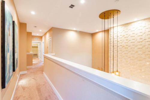 Splendid 3 Bd Close To Disney @ Magic Village 7486
