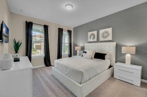 5 Bedrooms - 5,5 Bathrooms - Solara 9026 Pc