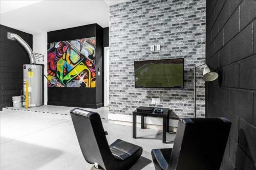 6 Bedrooms - 5,5 Bathrooms - Solterra 4193 Od