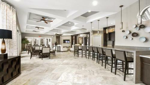 6 Bedrooms - 5,5 Bathrooms - Solterra 4193 Od