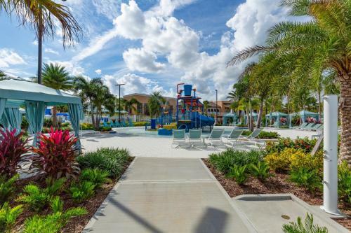 7 Bedrooms - 5,5 Bathrooms - Solara 1604 Hg