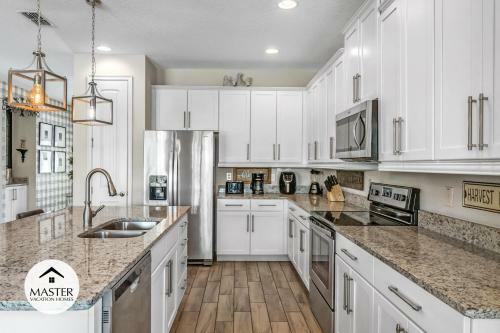 8 Bedroom- 6,5 Bathroom Encore Resort 7683 Fd