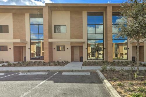 Magic Villas Townhome About 5 Miles To Disney Parks!