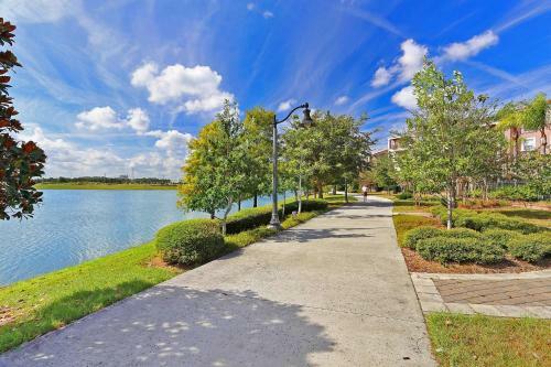 New Listing Beautiful Townhome - 4026