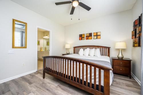 New Listing Beautiful Townhome - 4026